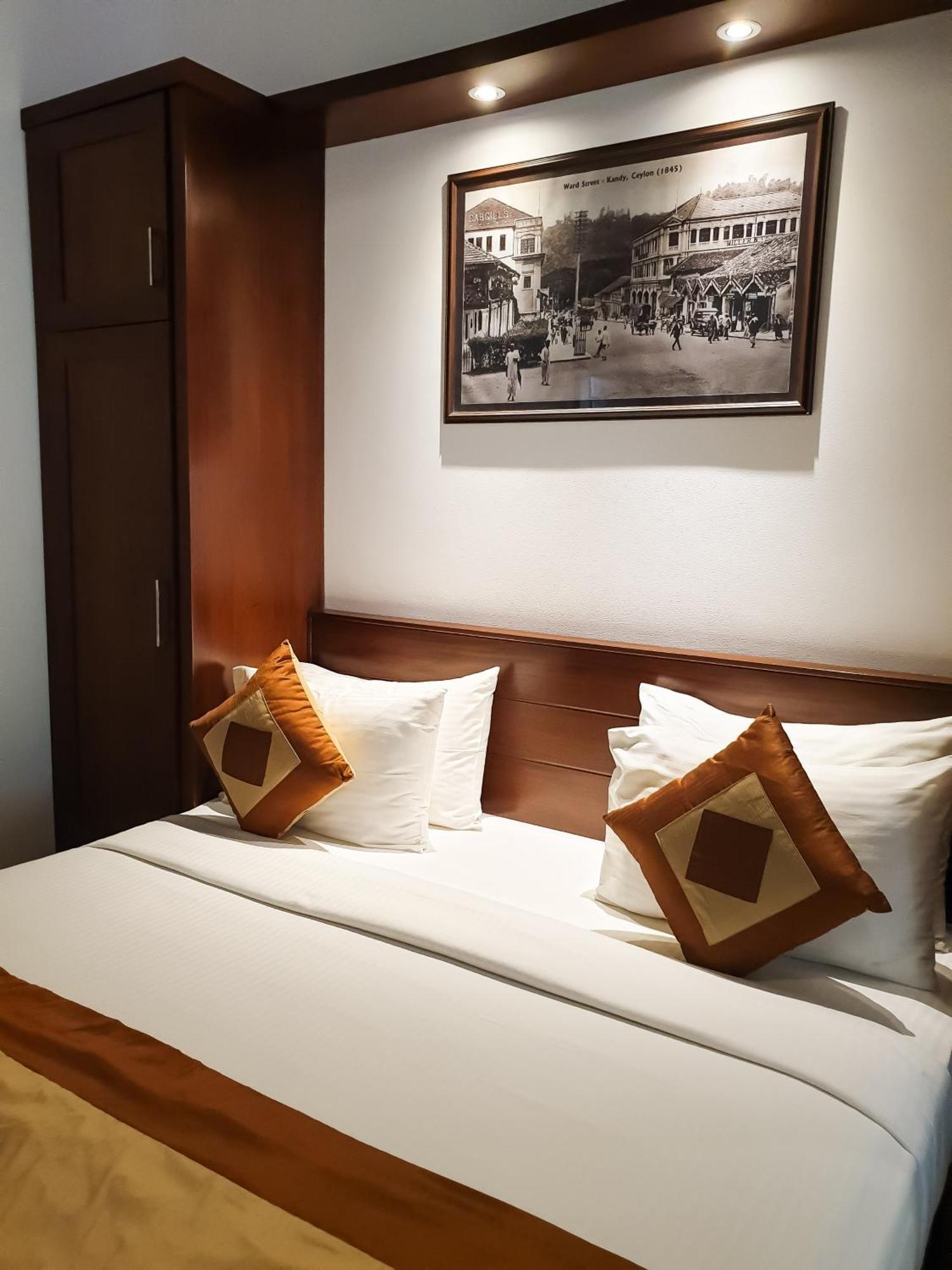 Samindra Villa Канді Екстер'єр фото
