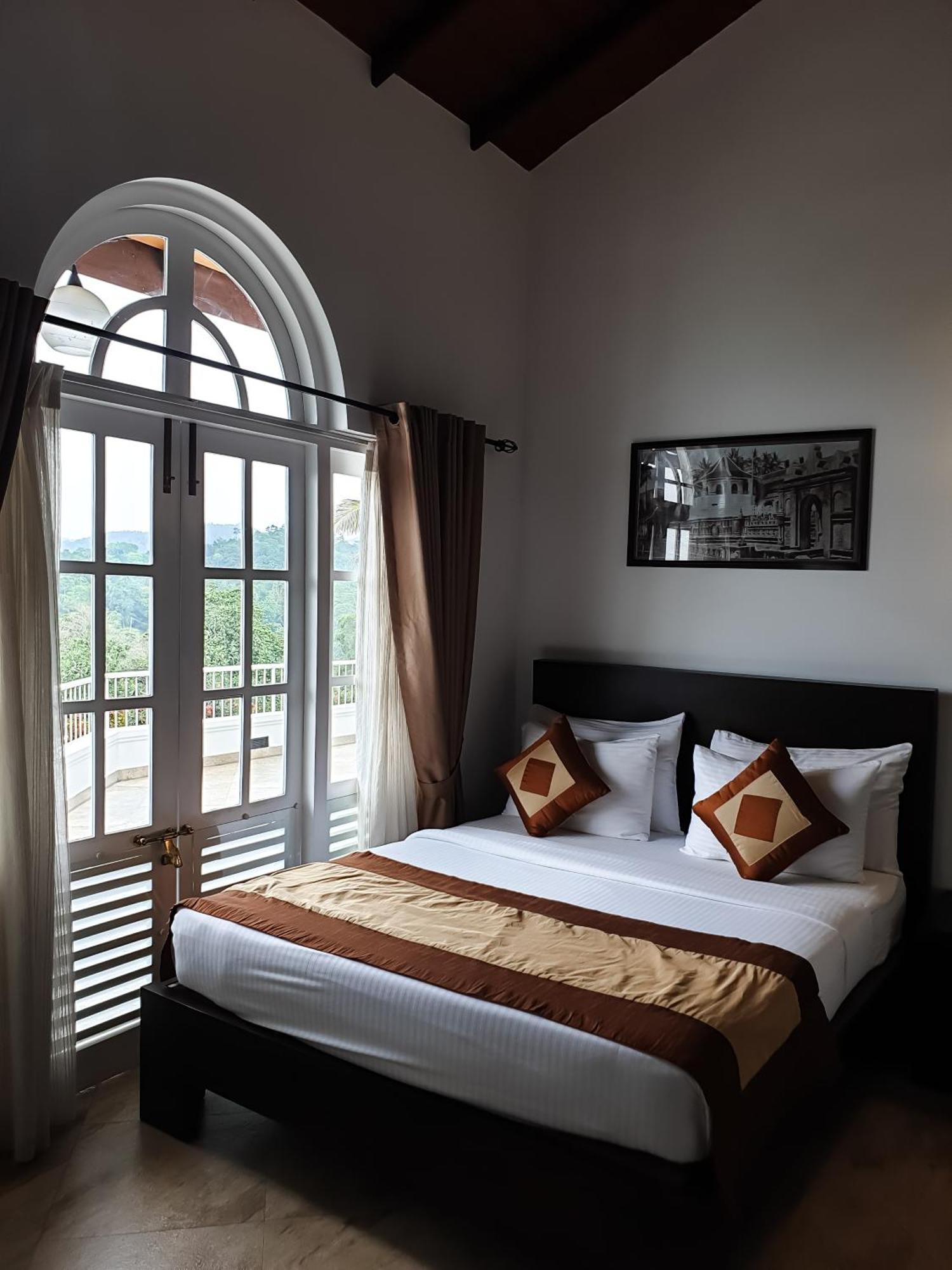 Samindra Villa Канді Екстер'єр фото