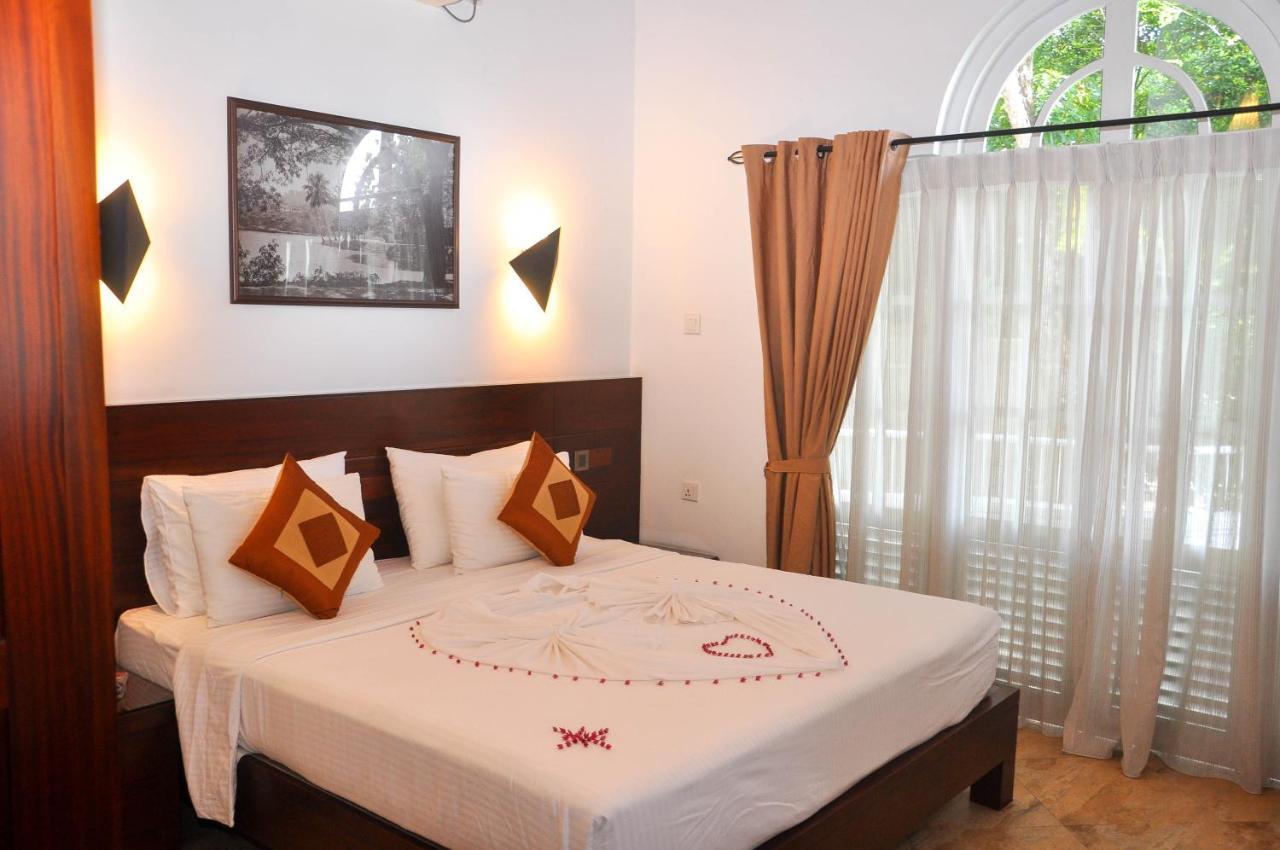 Samindra Villa Канді Екстер'єр фото