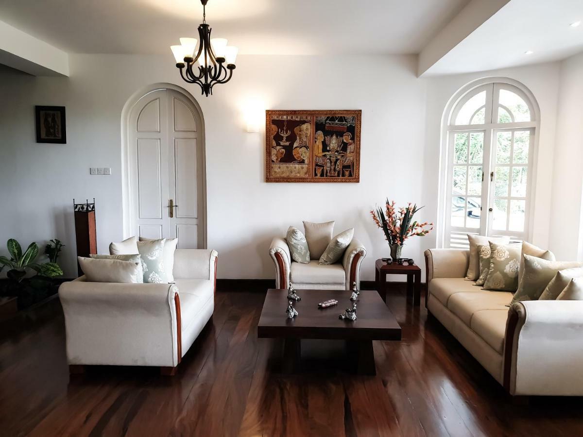 Samindra Villa Канді Екстер'єр фото
